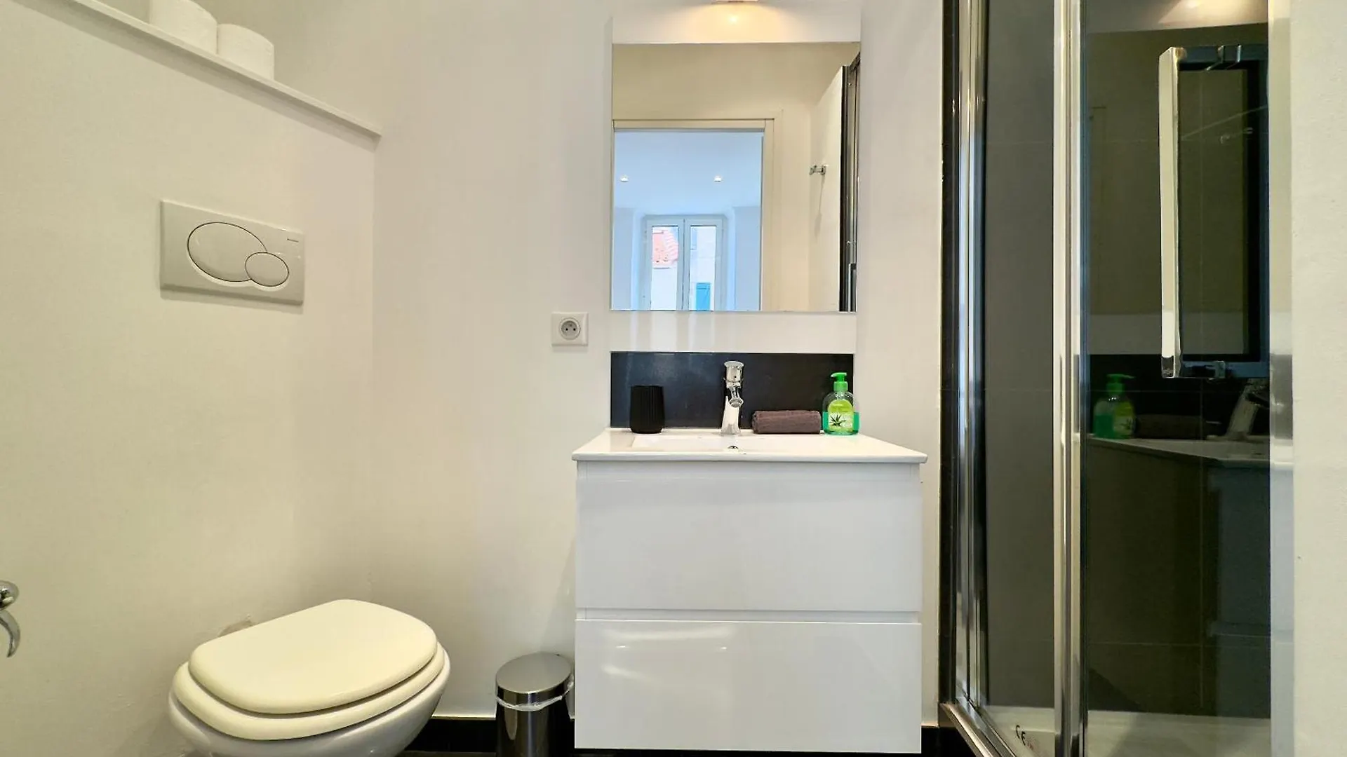 Appartement Dimora Andre By Scls Locations à Cannes 0*,  France